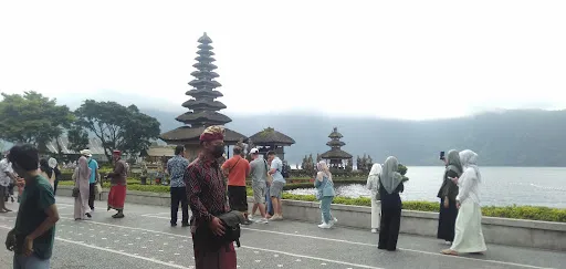 pura banjar amo 4
