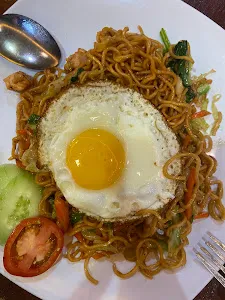 Asty Warung 1