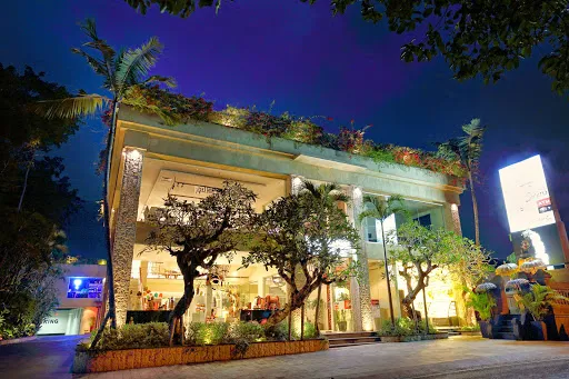 Mason Adventure & Chocolate Centre 1