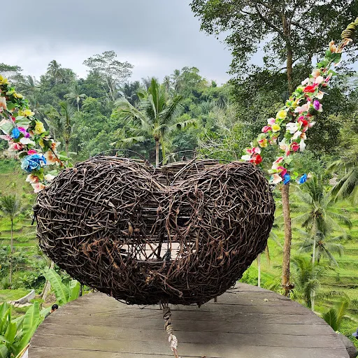 Dukuh Terrace Swing 1
