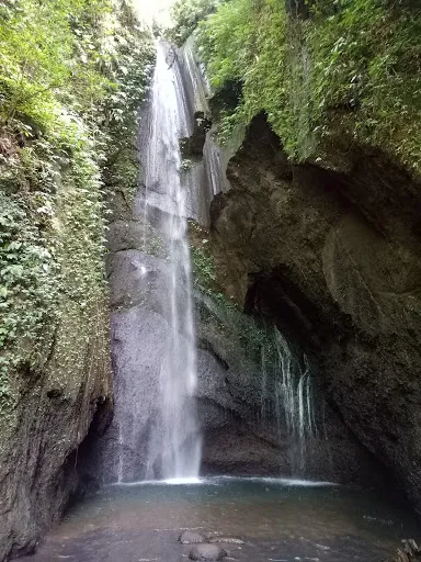 Pengempu Waterfall 1