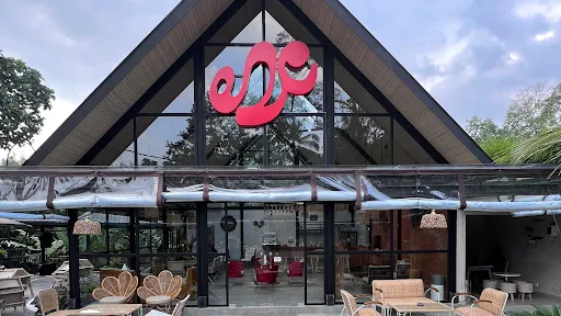 E2C Coffee & Eatery Ubud 2