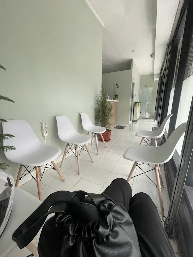 Ubud dentist - Carla Dental 3