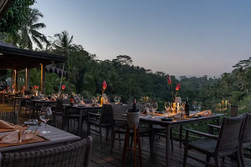 The Upper Deck Ubud 3