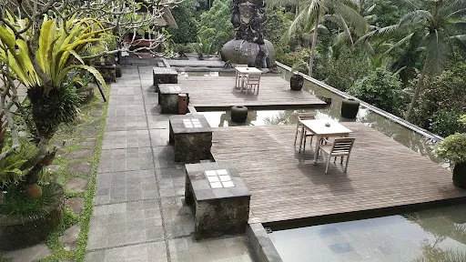 Kepitu Restaurant 1