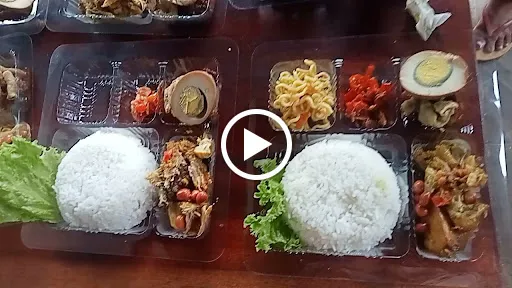 Warung Bebek Rajaulam kedewatan 1