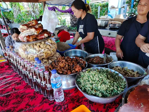Babi Guling Payangan Buk Ari 1