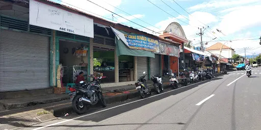 General market Penebel 4