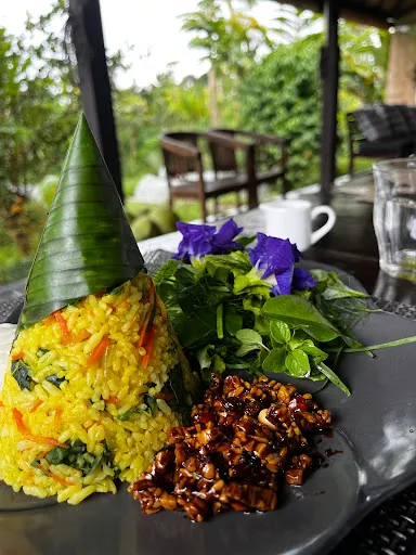 The Organic Farm & Cafe Bali 4