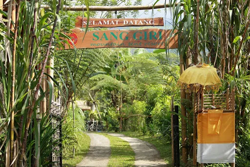 Sang Giri Mountain Tent Resort Bali 3
