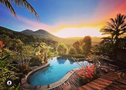 Mountains Side Villa 2