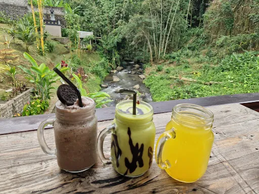 Jegeg Classic Cafe 3