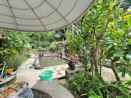 Wisata Eka tirta hot spring natural 4