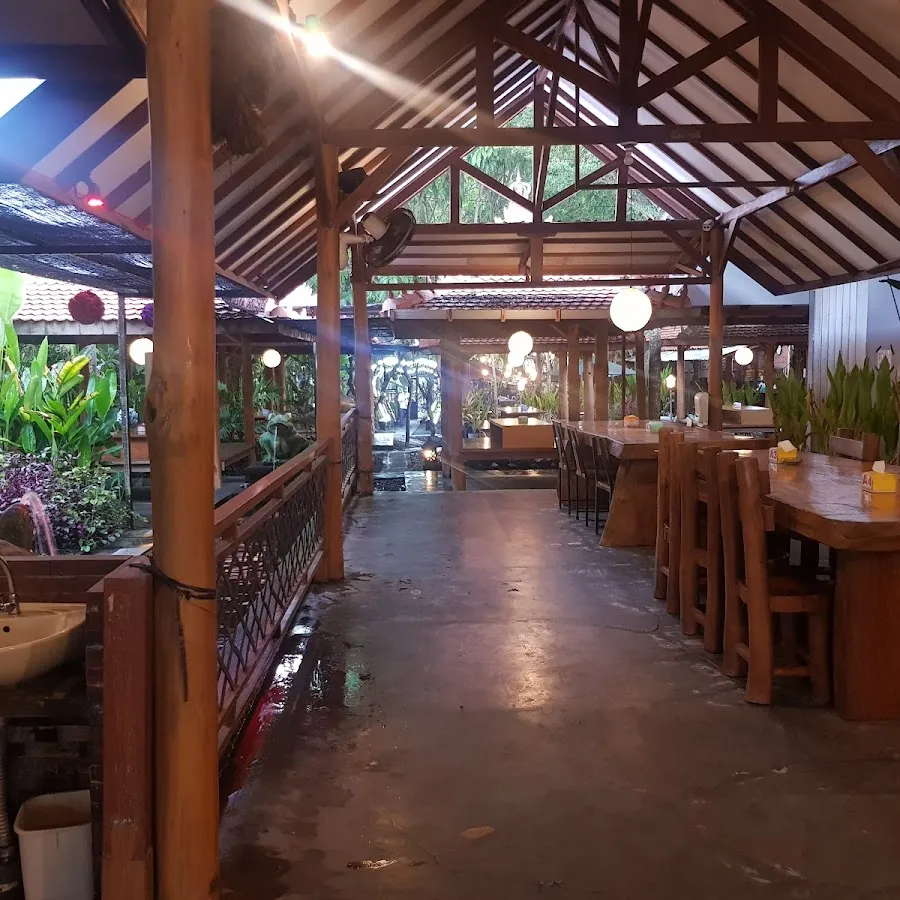 Warung Cs Bedha 4