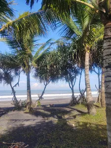 Pantai Kelecung 1