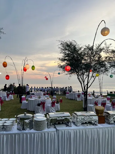 De jukung Resto & Bar Tanah Lot 1