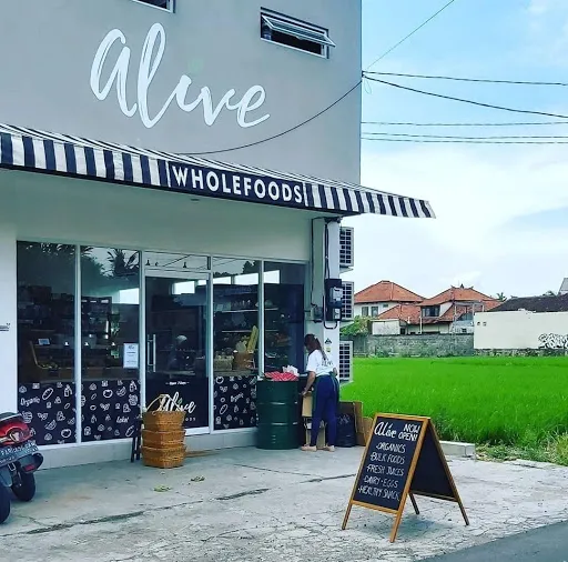 Alive Wholefoods Store Canggu 2