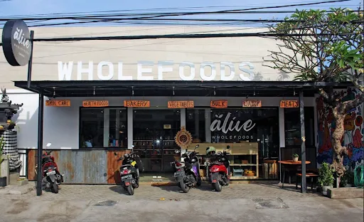 Alive Wholefoods Store Canggu 4