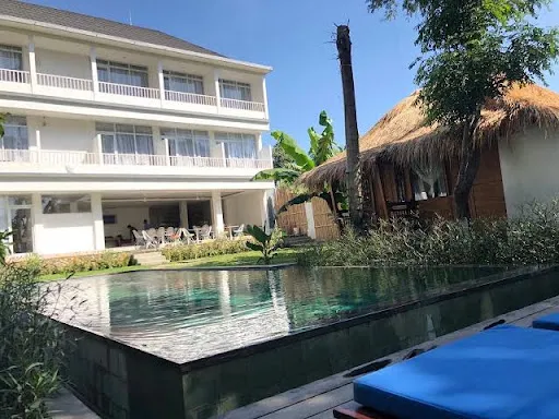 Mahamustika Beach Inn 2