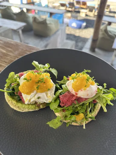 Surfers bar bali 4