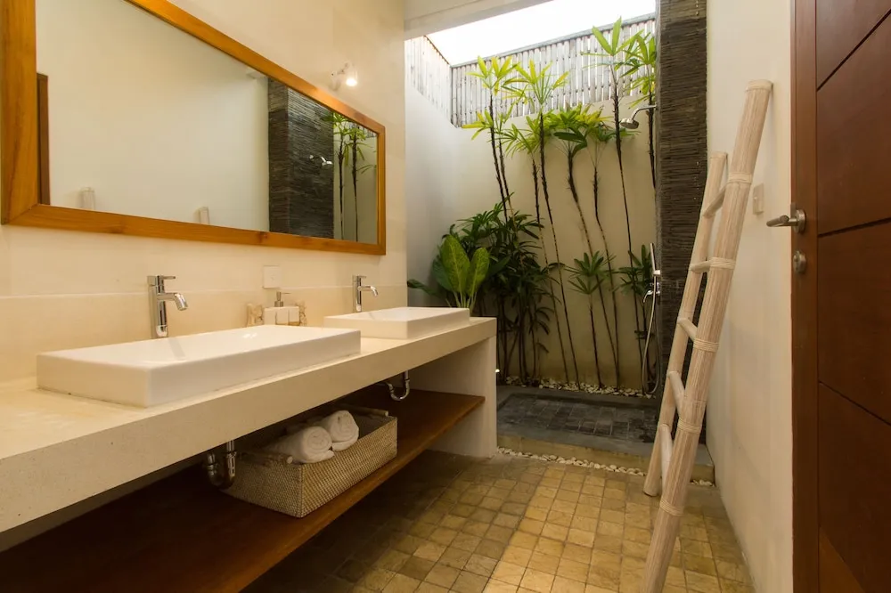 Echo Beach Villa and Apartment 3