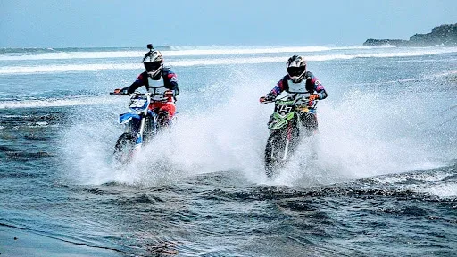 Karbit Dirt Bike Adventure & Scooter Rental 4