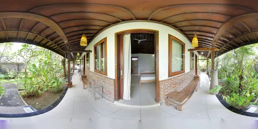 Oka's Homestay 4