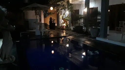 Sanata Yoga Guesthouse 3