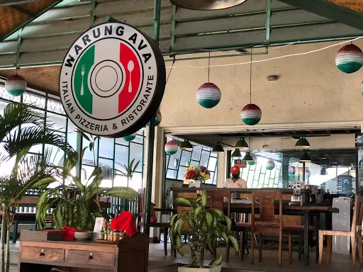Warung Ava Pizzeria 1