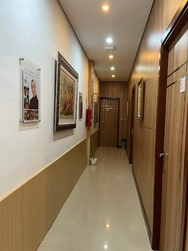 Klinik Gigi Dentes (Dentes Dental Clinic) Gunung Sanghyang 4