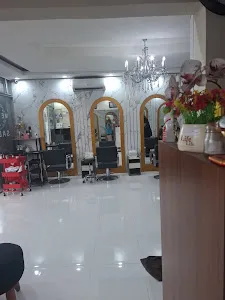 ME TIME SALON By. LEA 3