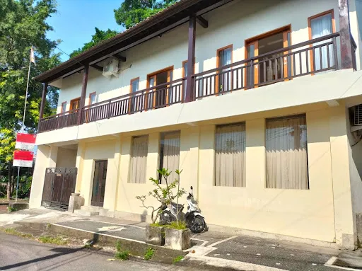 Reeva Spa School 4