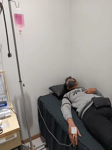 Prastha Medical Batu Bolong ( 24 Hour Doctor, IV Therapy, Rabies Vaccine, Home Service, Laboratory) 1