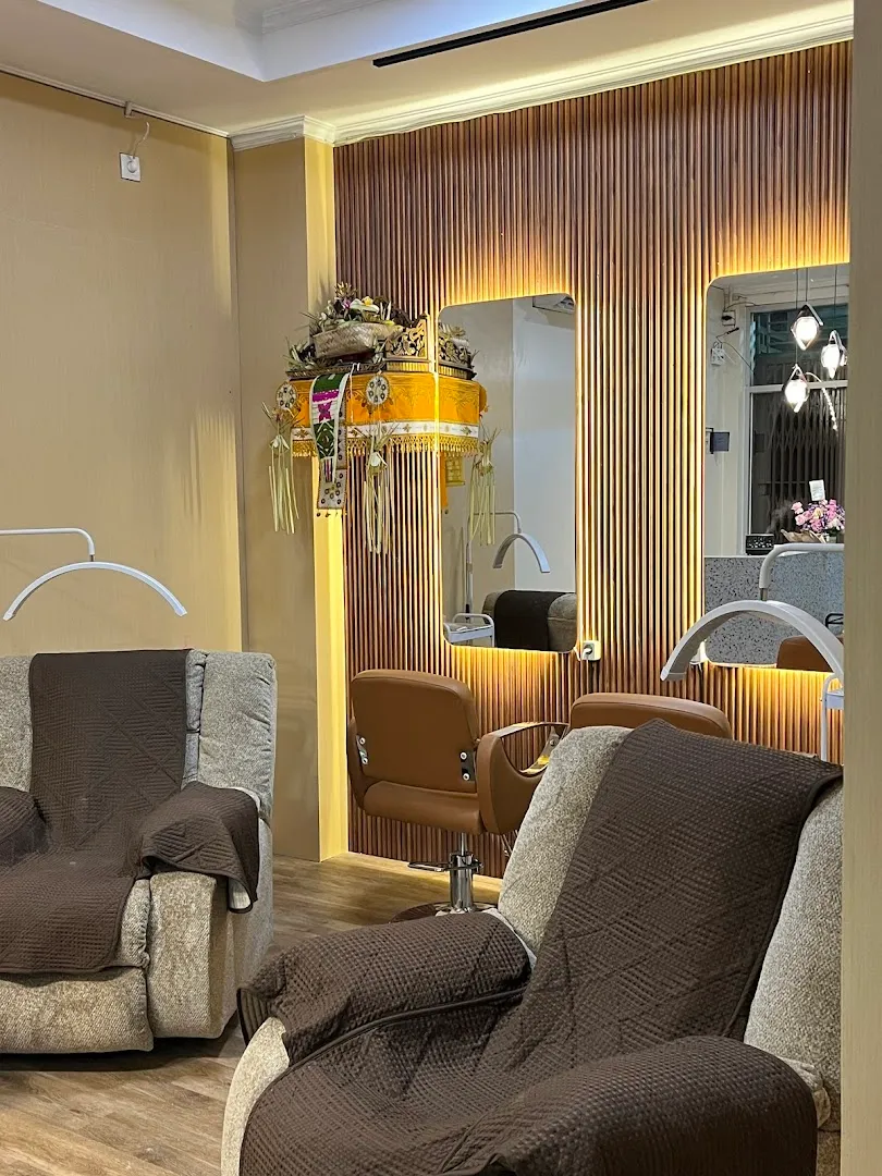 Kayuna Beauty (Kerobokan Branch) 3