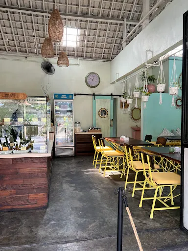 Warung Local 3