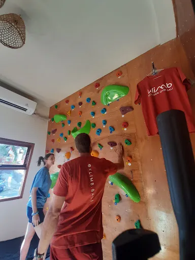 Klimb Boulder Gym Bali 4