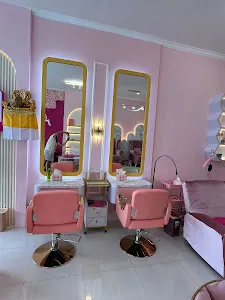 KEMBALI nails & beauty studio
