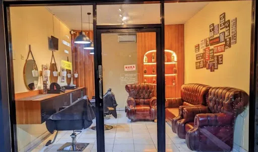 Elris Barber Shop 4