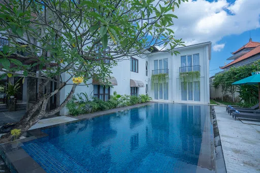Villa Lotus 8 4