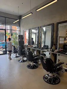 BALI EDITION - BARBER & NAIL SALON 2
