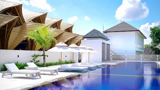 Padi Club Bar and Restaurant 4