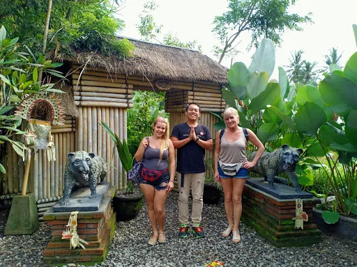 Jhon Bali Tour 3