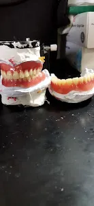 Tukang Gigi (Nusa Dua) 1