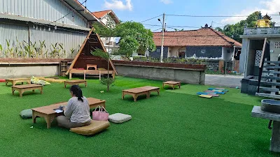Warung Nek Ade's