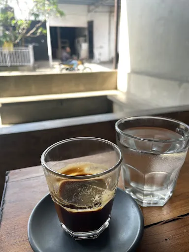Moxie Coffee and Space 4
