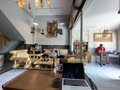 Kedai Bantan Canggu 4