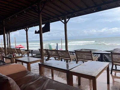 Jempinis Beach Bar 3