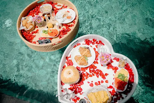 Grazie Bali Floating Breakfast Delivery 1