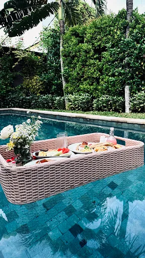 Grazie Bali Floating Breakfast Delivery 4