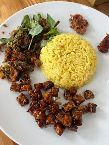 Warung Vienti 3